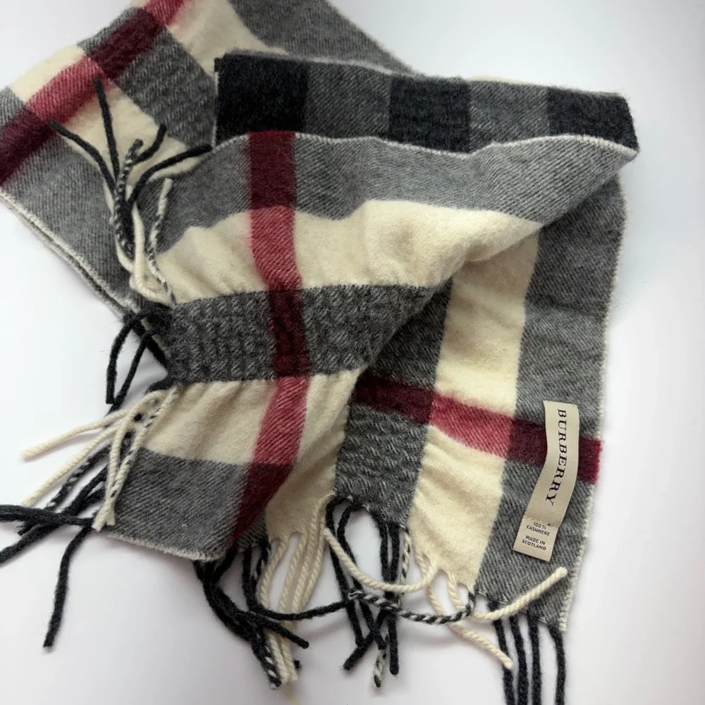 Burberry Short Synched Red, Cream, and Grey Scarf.